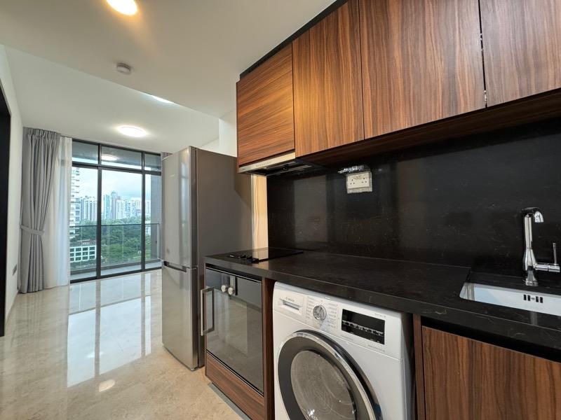 Condominium for Rent: D11, 309421
