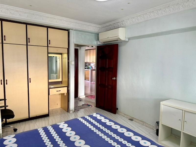 HDB Apartment for Rent, 407 Pandan Gardens HDB Apartment Room Rental, $800, 1 Bed 107 sqft $7.48 psf, SGD 800 | 99-year Leasehold