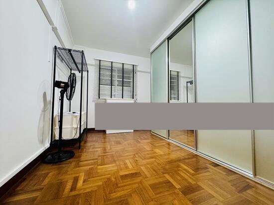 230 Ang Mo Kio Avenue 3 HDB Apartment For Rent, $3,500, 2 Bed 2 Bath 721 sqft $4.85 psf