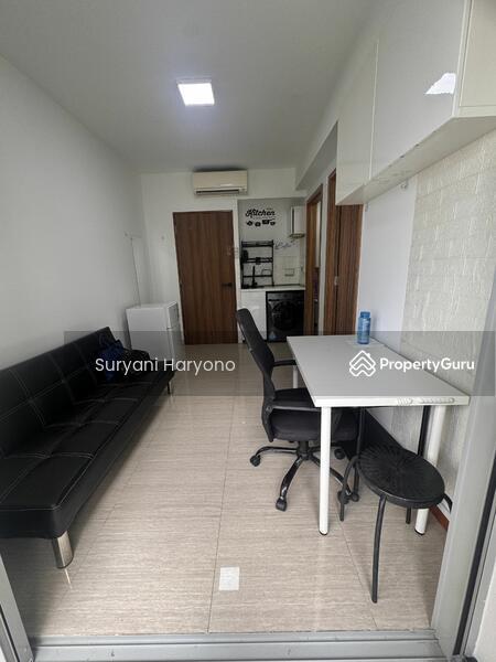 Prop-GPT: Condominium: D19 Punggol FLO Residence