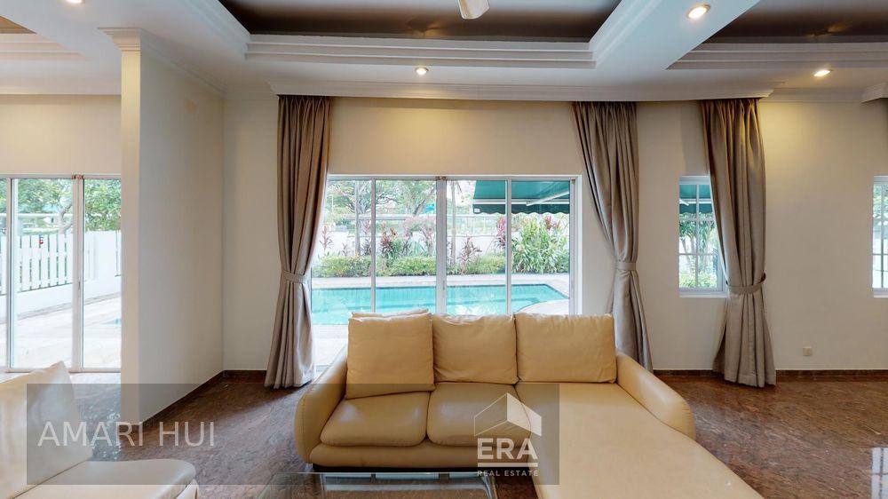 Prop-GPT: Bungalow - Good Class: D05  West Coast Road For Rent