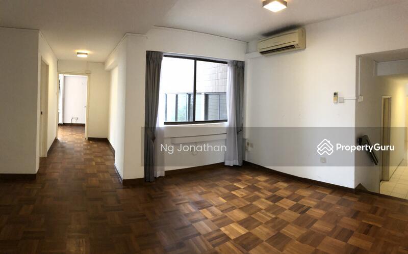 Condominium for Rent: Cairnhill, D09, 229740