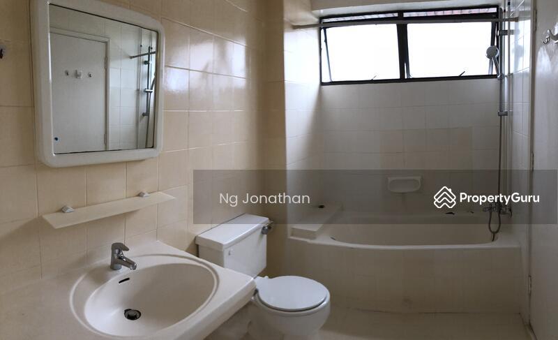 Condominium for Rent: Cairnhill, D09, 229740