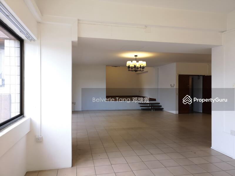 Condominium for Rent: Cairnhill, D09, 229740