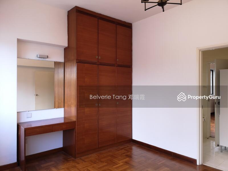 Condominium for Rent: Cairnhill, D09, 229740