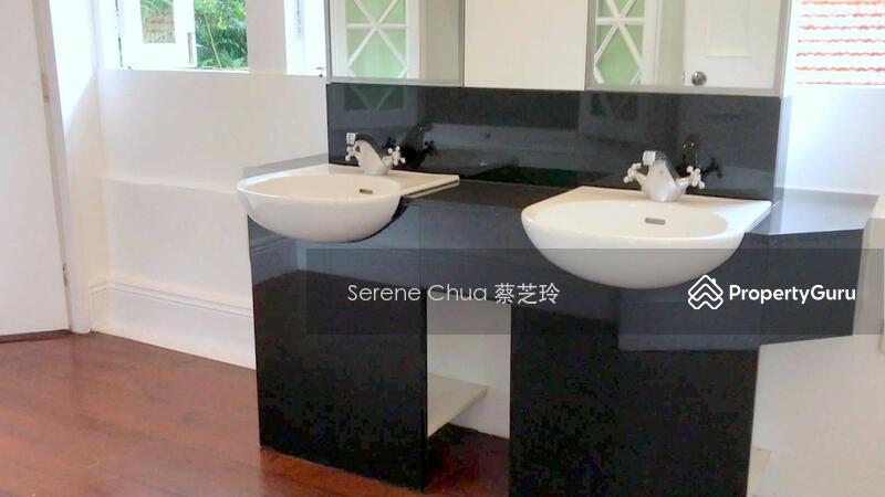 Bungalow for Rent, ??Beautiful Black And White Bungalow @ Mount Pleasant Road - 4Mins Walk To Singapore Polo Club??, SGD 30,000