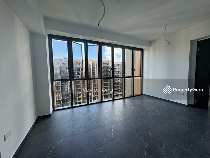 Prop-GPT: Condominium: D15  LIV @ MB