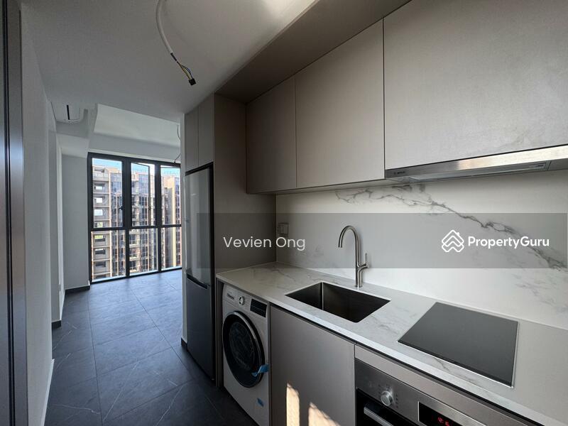 Condominium for Rent, Liv @ Mb, SGD 4,999 | 99-year lease