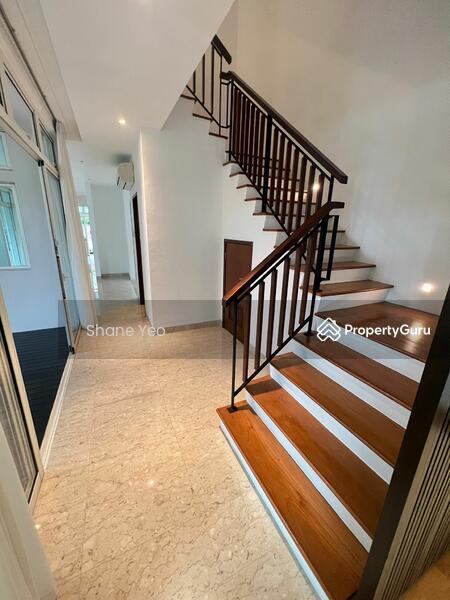 Semi-Detached for Rent, Charming 5 Bedrooms Semi-Detached For Lease @ Coronation Rd West, SGD 15,000