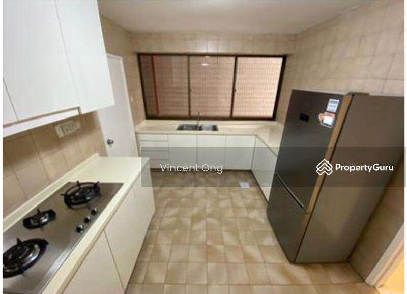 Condominium for Rent: Cairnhill, D09, 229740