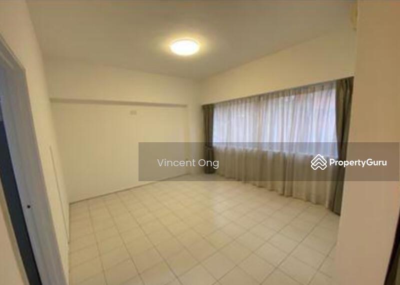 Condominium for Rent: Cairnhill, D09, 229740