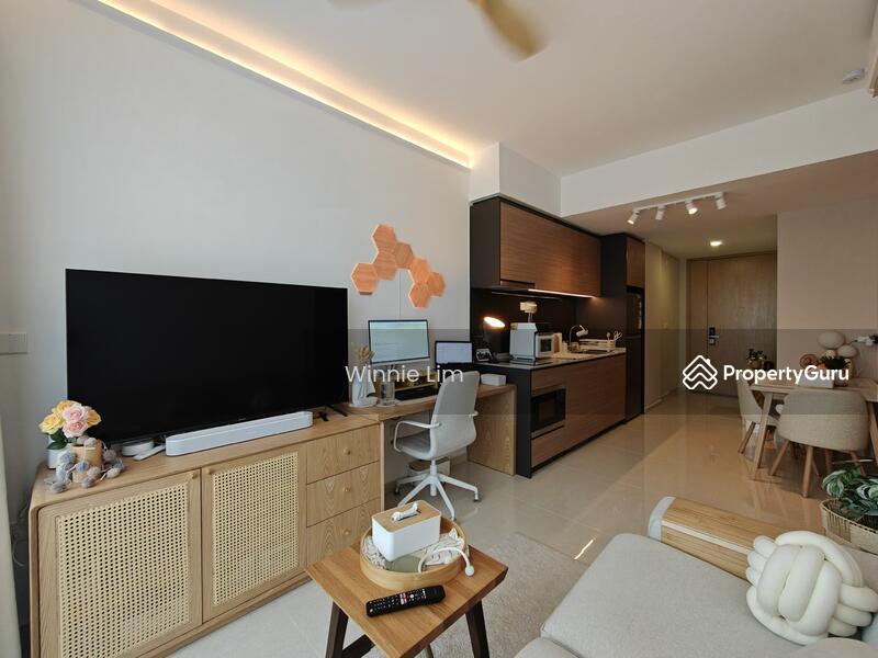 Prop-GPT: Condominium: D23 Hillview Midwood