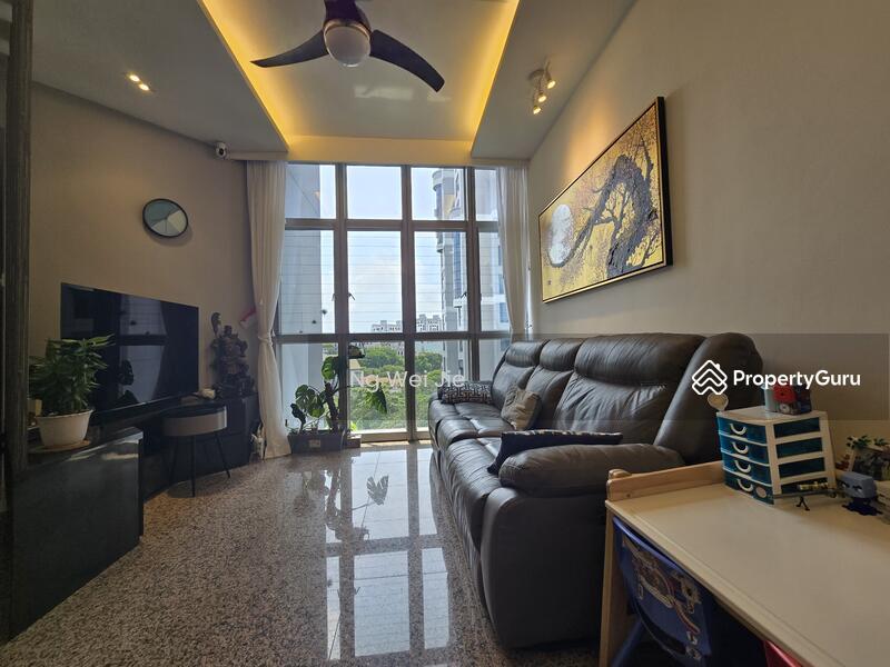 Prop-GPT: Condominium: D16  The Bayshore