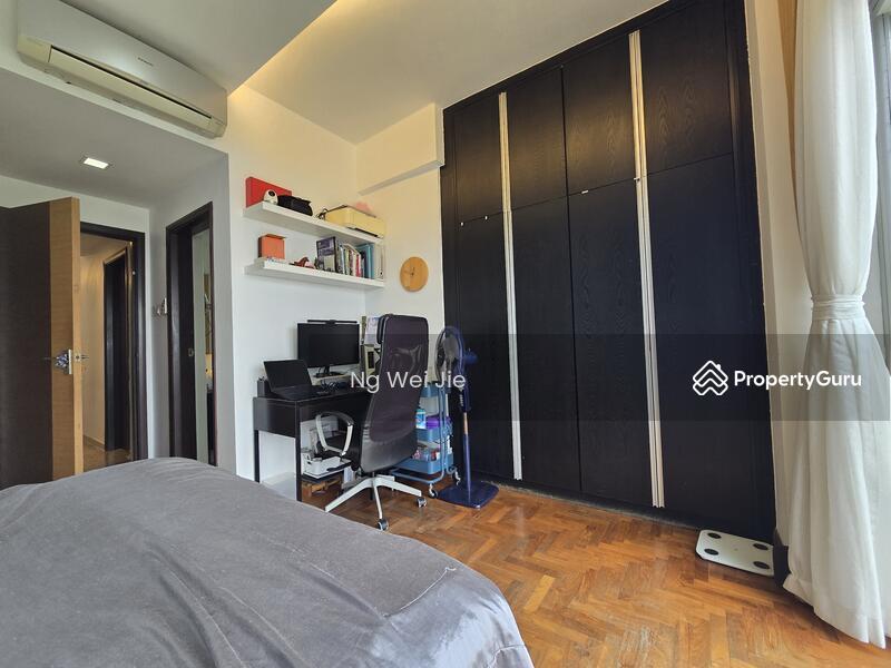 Condominium for Rent: D16, 469976