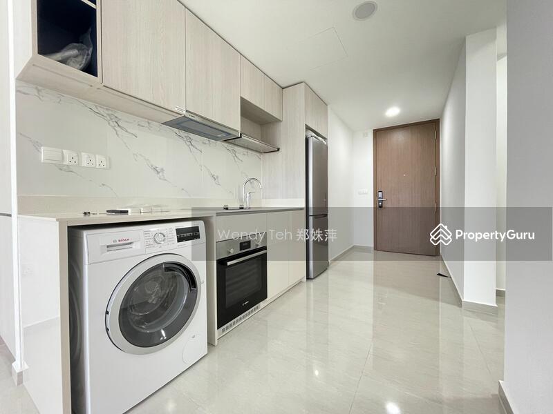 Prop-GPT: Condominium: D05  Whistler Grand