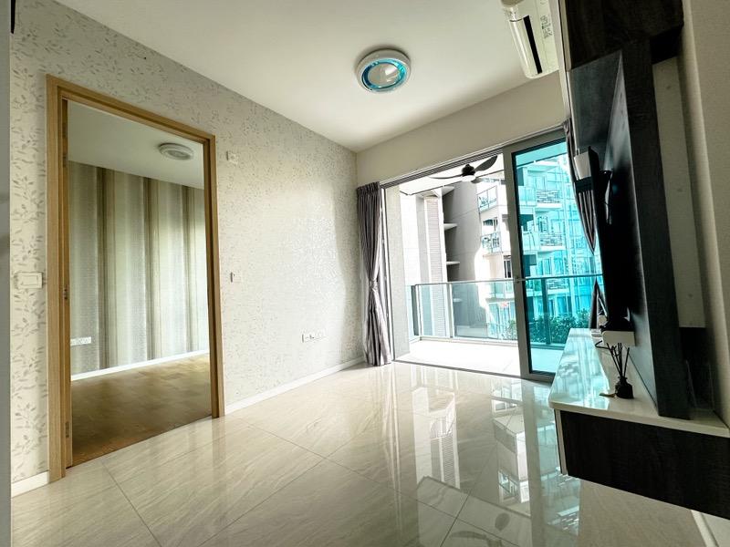 Prop-GPT: Condominium: D19  Stars of Kovan