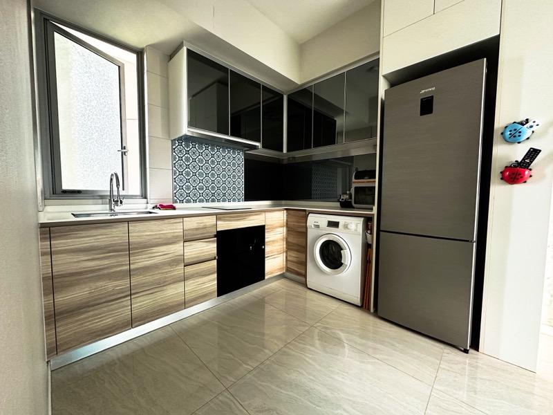 Condominium for Rent: D19, 533854