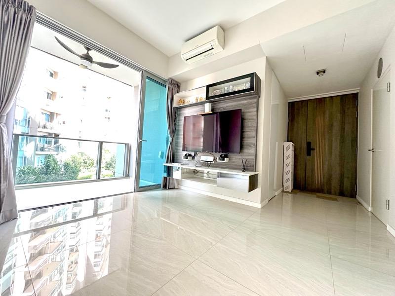 Condominium for Rent: D19, 533854