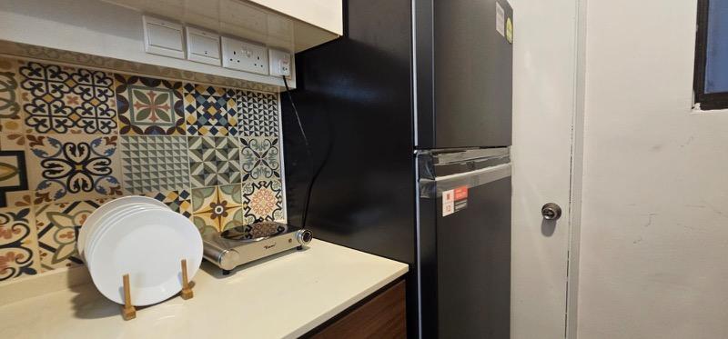 Apartment for Rent, International Plaza Apartment Room Rental, $1,299, 1 Bed 1 Bath 150 sqft $8.66 psf, SGD 1,299