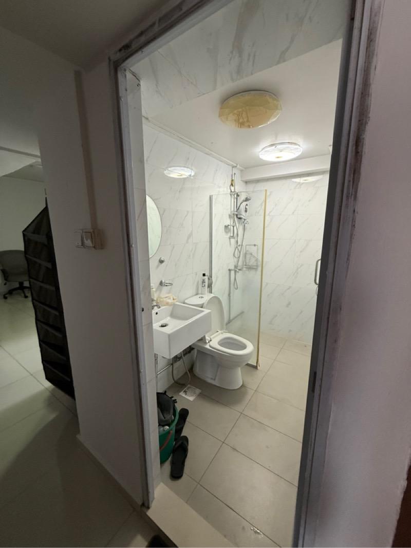 Apartment for Rent, People's Park Complex Apartment Room Rental, $1,700, 1 Bed 120 sqft $14.17 psf, SGD 1,700 | 99-year Leasehold