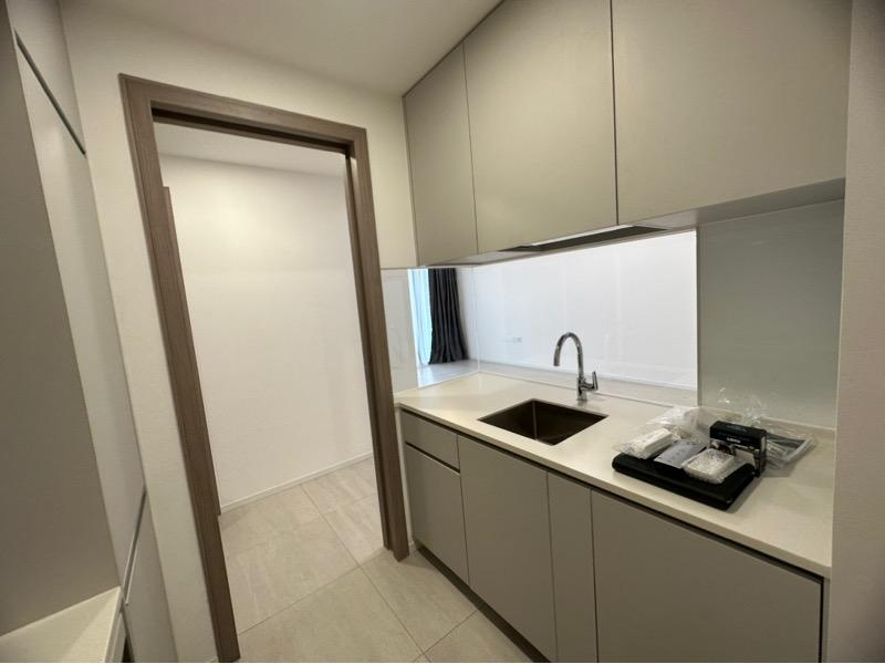 Apartment for Rent, The Woodleigh Residences Apartment For Rent, $6,500, 3 Bed 2 Bath 850 sqft $7.65 psf, SGD 6,500 | 99-year Leasehold