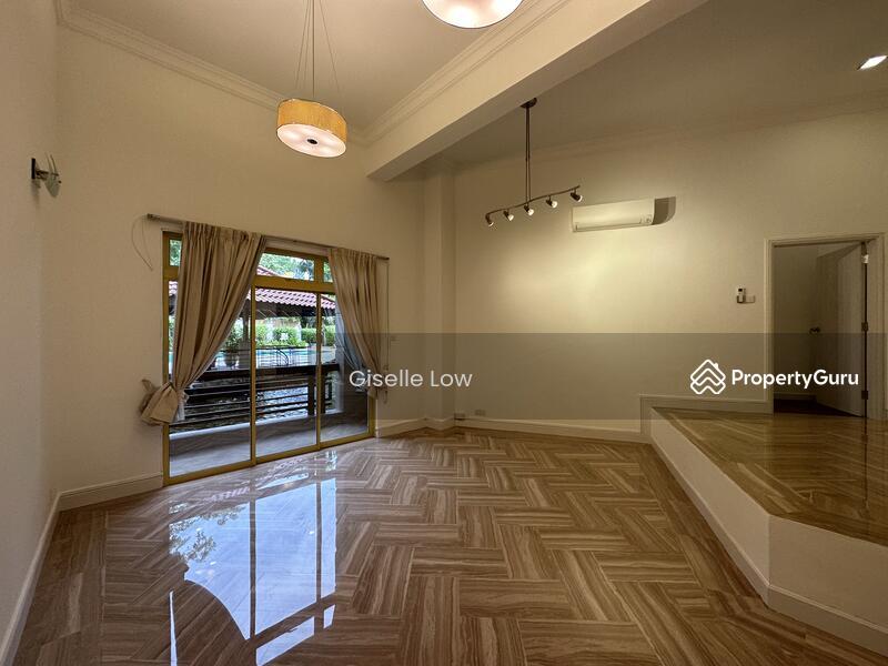 Prop-GPT: Apartment: D10  Orange Regency