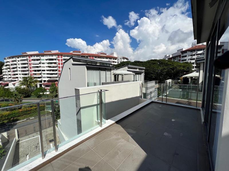 HAMPSTEAD Detached House For Rent, $10,300, 4 Bed 5 Bath 4,144 sqft $2.64 psf