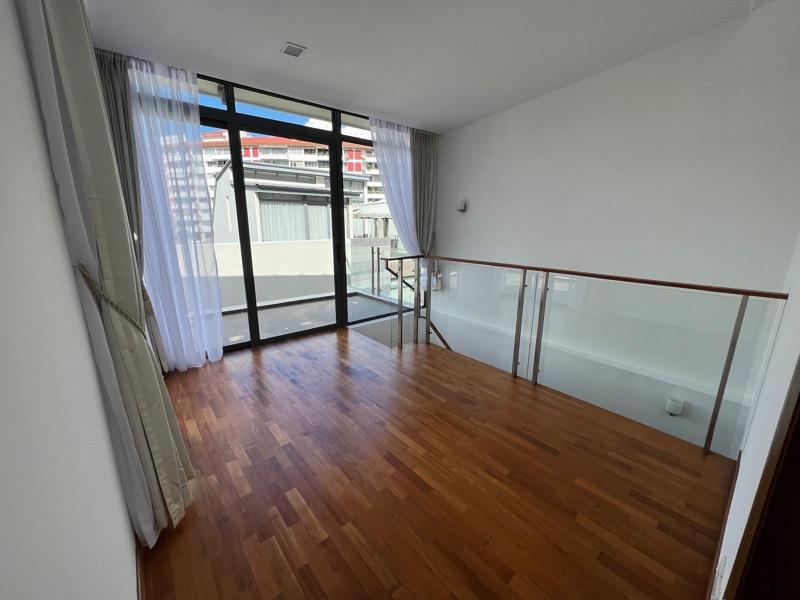 HAMPSTEAD Detached House For Rent, $10,300, 4 Bed 5 Bath 4,144 sqft $2.64 psf