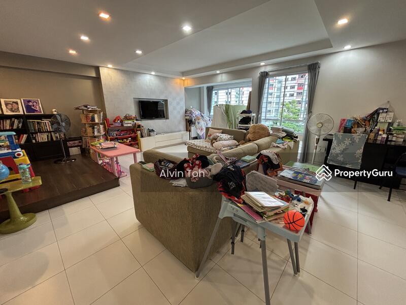 HDB Flat for Rent, 588B Montreal Drive, SGD 3,500 | 99-year lease