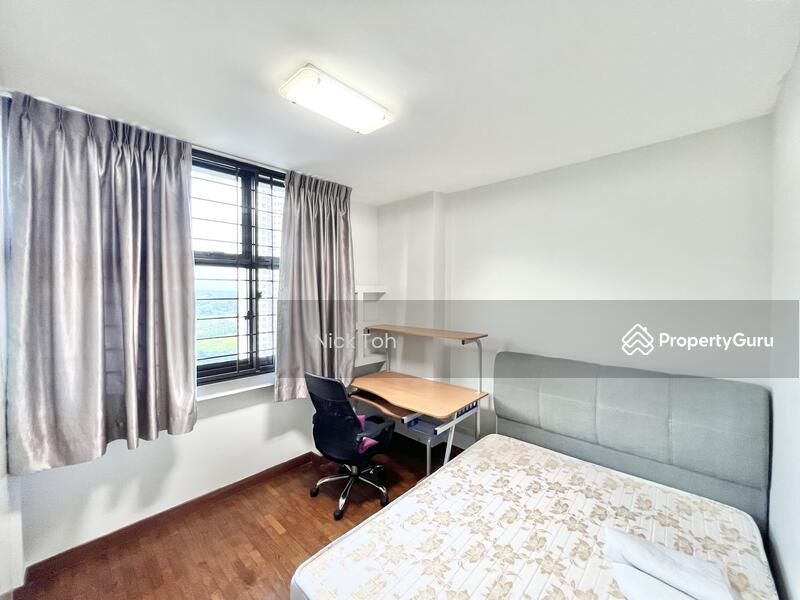 Prop-GPT: HDB Flat: D23  631 Senja Road