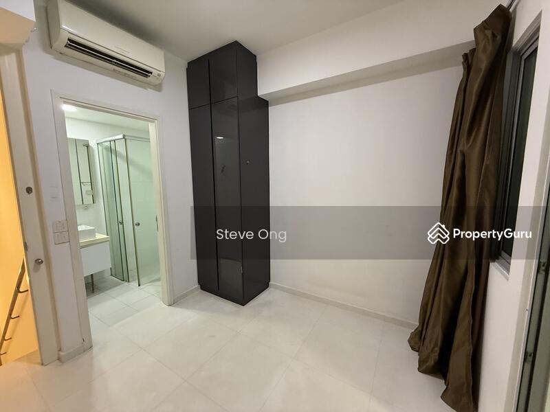 Condominium for Rent: D14, 398721
