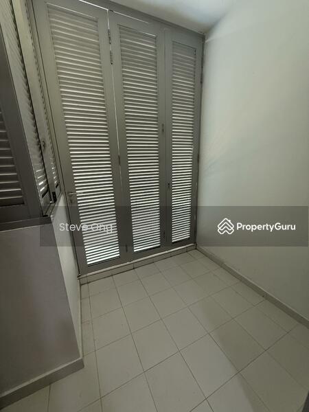 Condominium for Rent: D14, 398721