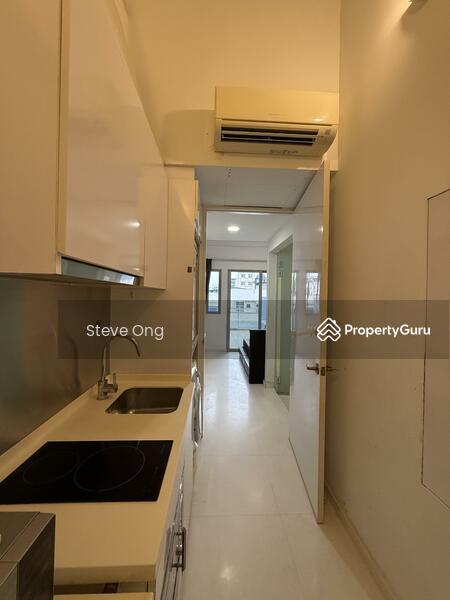 Condominium for Rent: D14, 398721