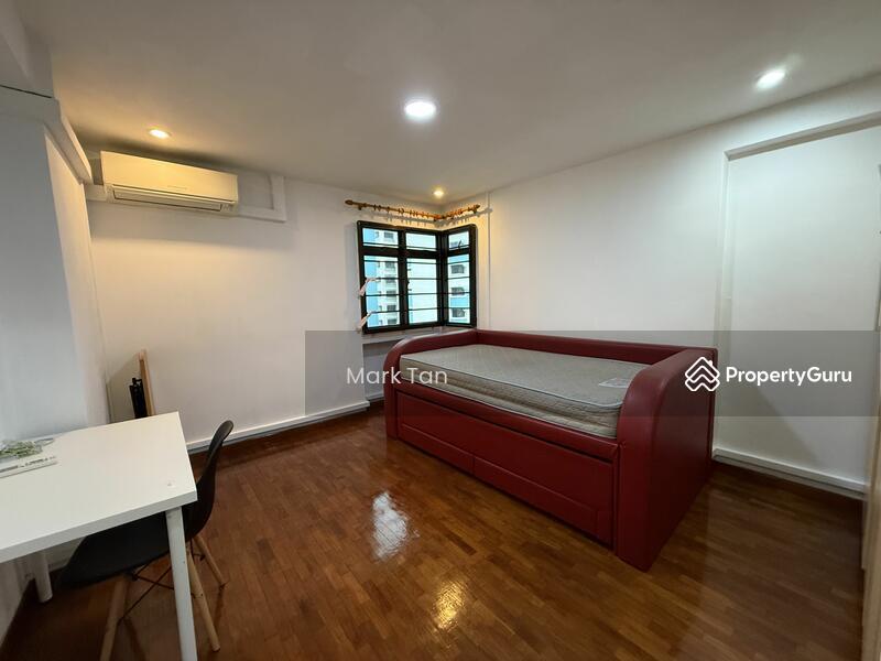 Prop-GPT: HDB Flat: D23  537 Bukit Panjang Ring Road