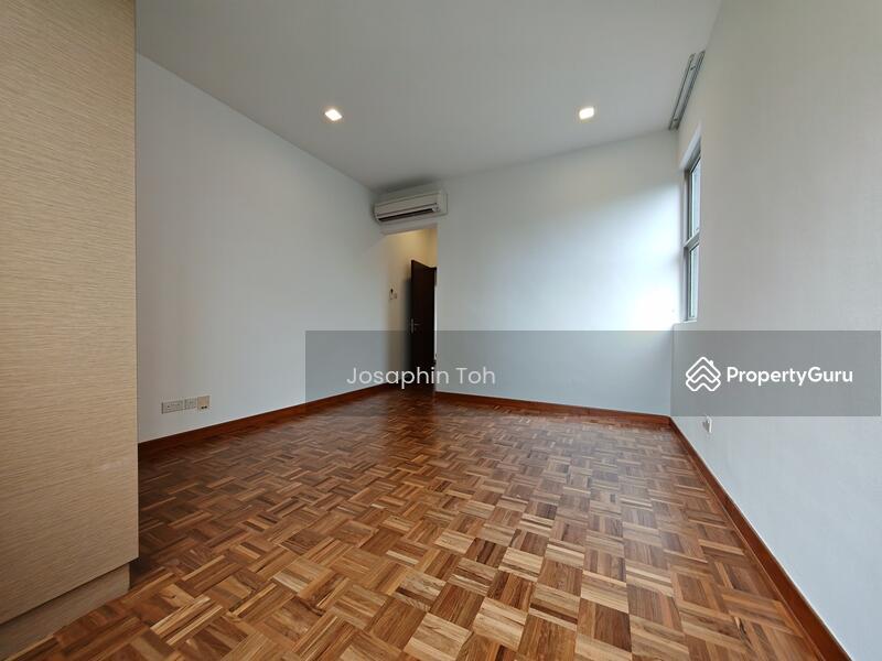 Prop-GPT: Apartment: D10  Nassim Regency