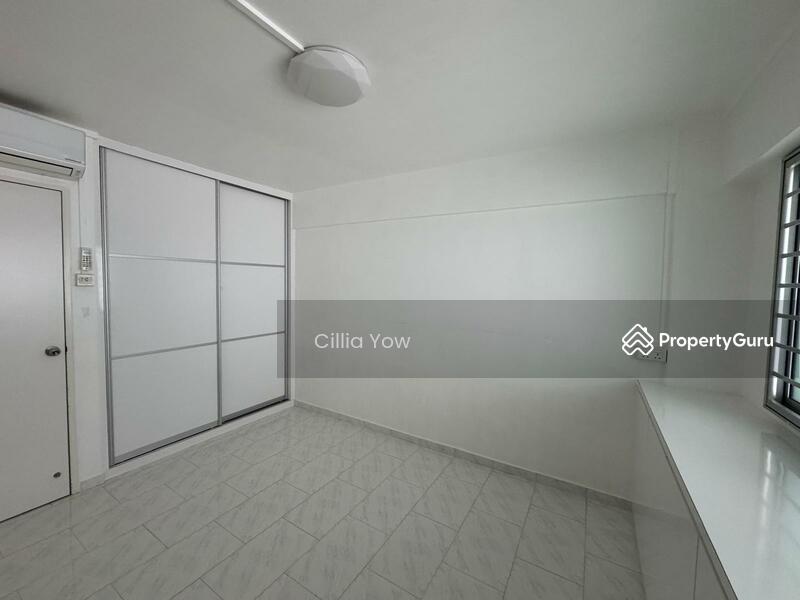 HDB Flat for Rent, 223A Jurong East Street 21, SGD 950 | 99-year lease
