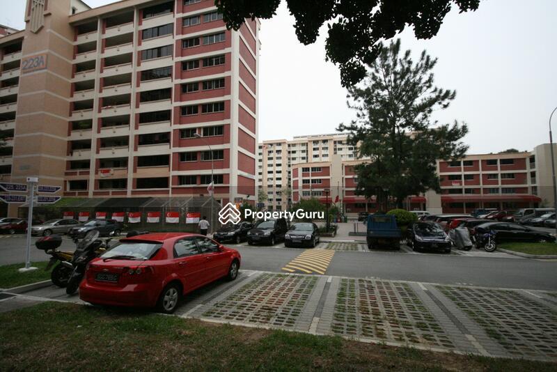 HDB Flat for Rent, 223A Jurong East Street 21, SGD 950 | 99-year lease