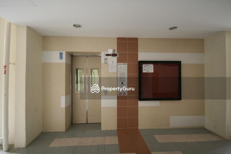 HDB Flat for Rent, 223A Jurong East Street 21, SGD 950 | 99-year lease