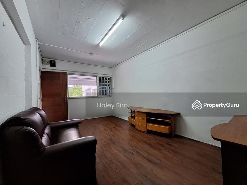 HDB Flat for Rent, 272 Tampines Street 22, SGD 1,400 | 99-year lease