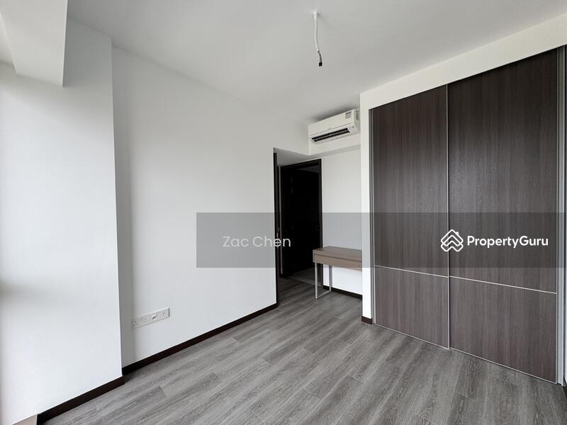 Prop-GPT: Condominium: D18 Pasir Ris Pasir Ris 8