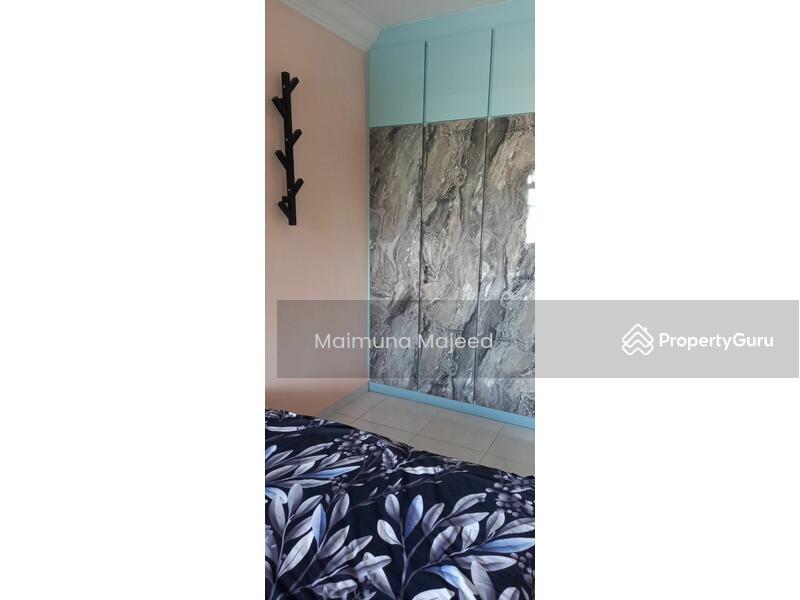 Prop-GPT: HDB Flat: D18  390 Tampines Avenue 7