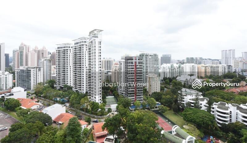 Prop-GPT: Condominium: D10  Spring Grove