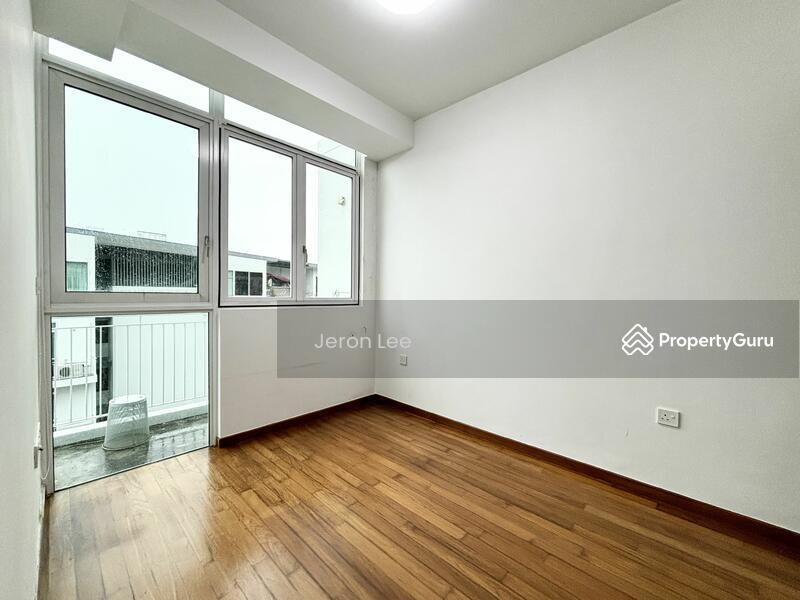 Condominium for Rent: D14, 398504