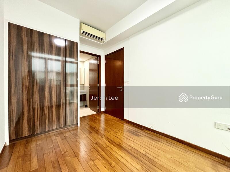 Condominium for Rent: D14, 398504
