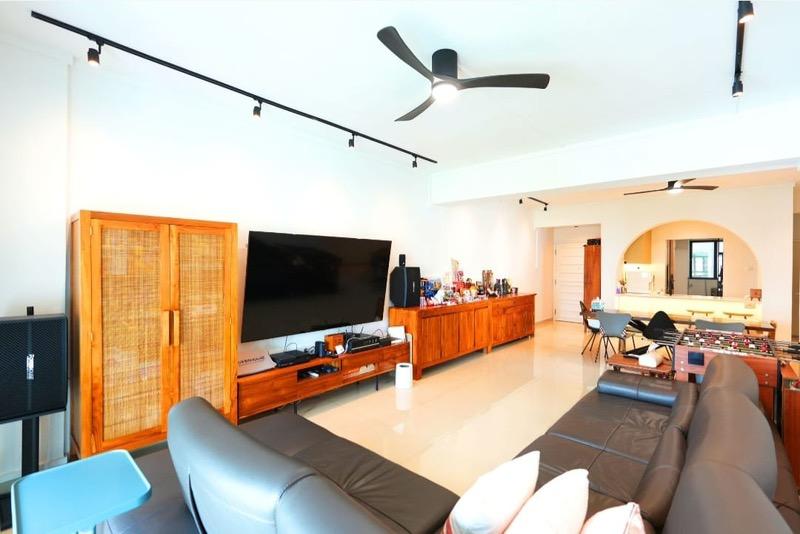 Condominium for Rent, Fernwood Towers Condominium For Rent, $6,200, 3 Bed 3 Bath 1,636 sqft $3.79 psf, SGD 6,200 | Freehold
