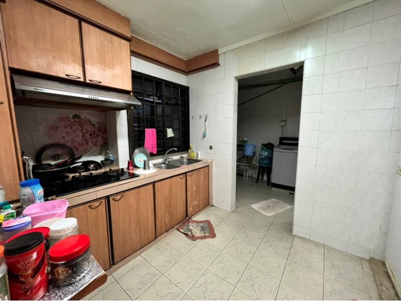289C Bukit Batok Street 25 HDB Apartment For Rent, $3,700, 3 Bed 2 Bath 1,291 sqft $2.87 psf