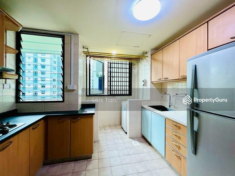 Condominium for Rent: D18, 529864