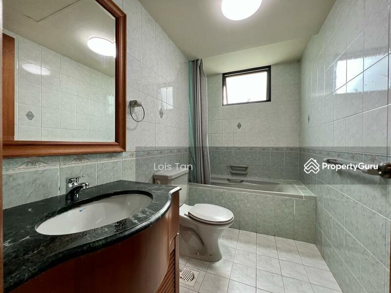 Condominium for Rent: D18, 529864