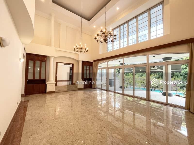 Prop-GPT: Bungalow - Good Class: D10  Beautiful GCB along Cornwall Gardens
