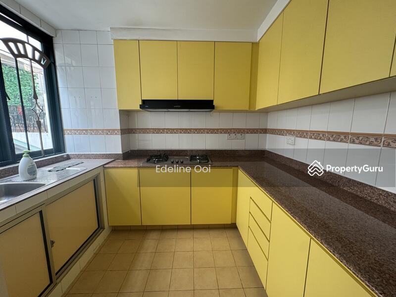 Terrace for Rent, D'Manor, SGD 7,000 | 99-year lease